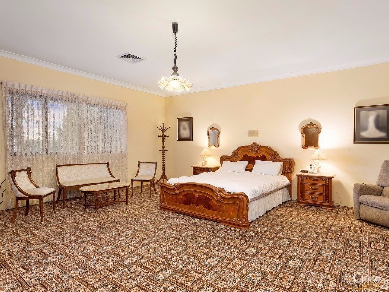 37 Yanderra Grove, Cherrybrook NSW 2126