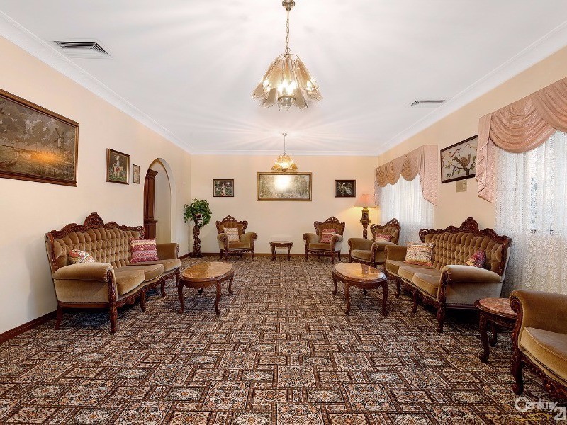 37 Yanderra Grove, Cherrybrook NSW 2126