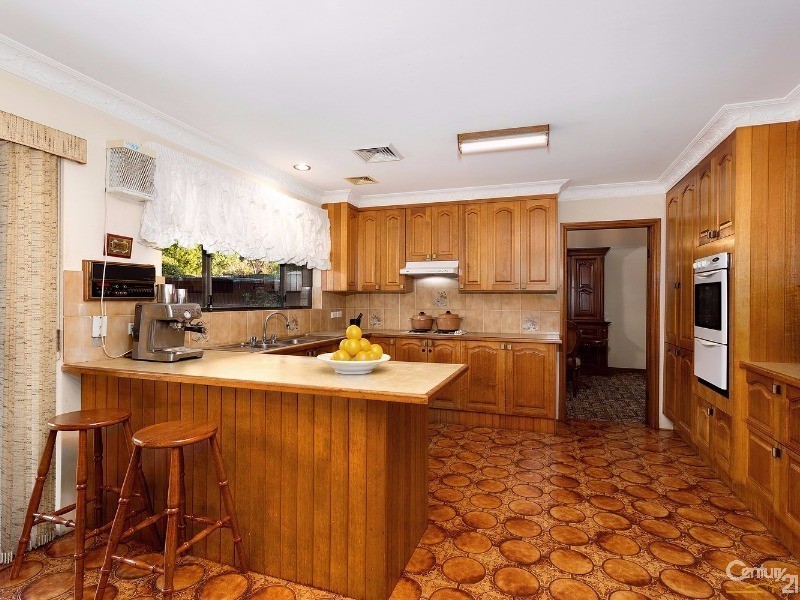 37 Yanderra Grove, Cherrybrook NSW 2126