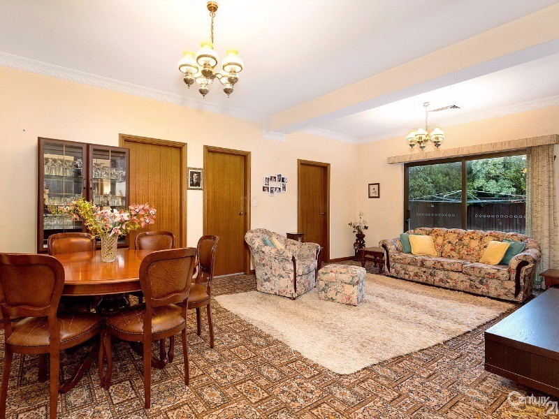 37 Yanderra Grove, Cherrybrook NSW 2126