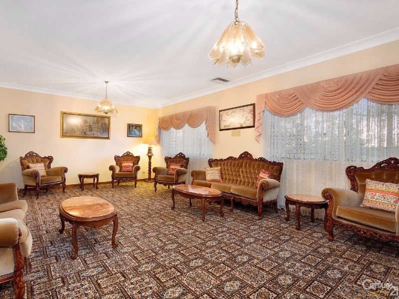 37 Yanderra Grove, Cherrybrook NSW 2126