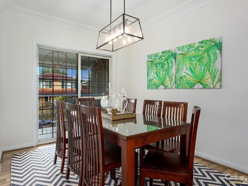 2 Barry Place, Cherrybrook NSW 2126