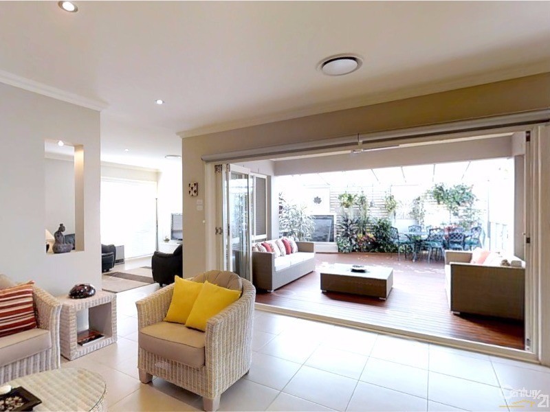 28 Springthorpe Way, Castle Hill NSW 2154