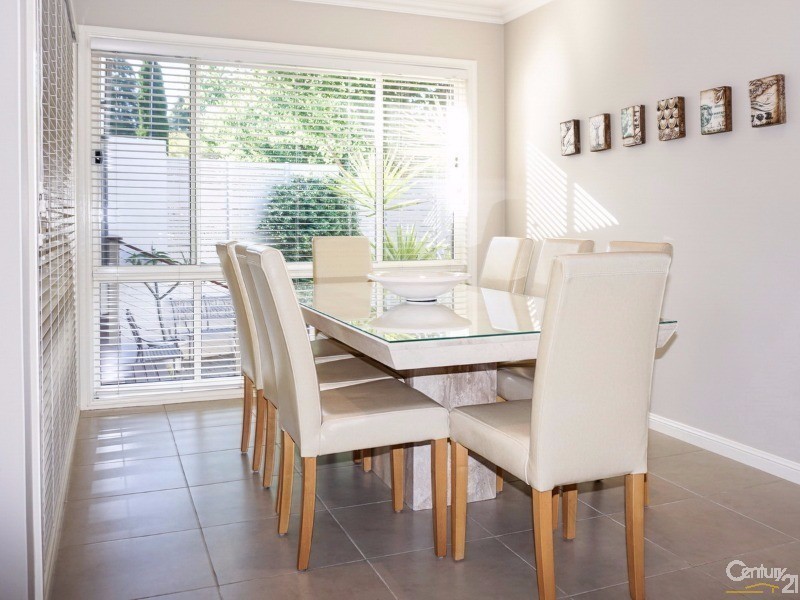 28 Springthorpe Way, Castle Hill NSW 2154