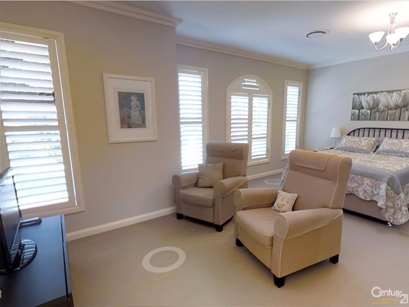 28 Springthorpe Way, Castle Hill NSW 2154