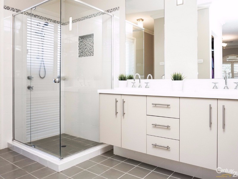 28 Springthorpe Way, Castle Hill NSW 2154