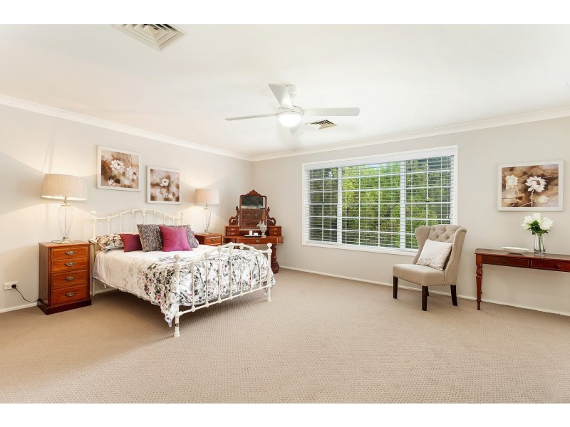 13 Gray Spence Crescent, West Pennant Hills NSW 2125