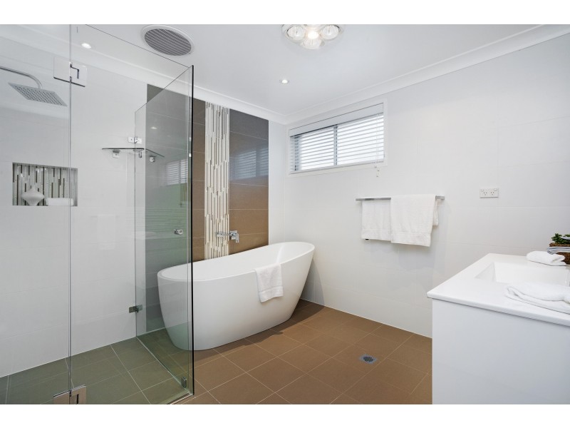 13 Gray Spence Crescent, West Pennant Hills NSW 2125