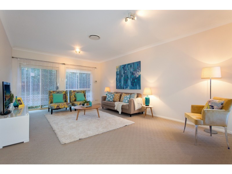 2/24a Fisher Avenue, Pennant Hills NSW 2120