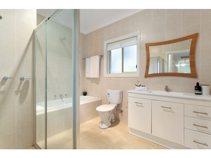 2/24a Fisher Avenue, Pennant Hills NSW 2120