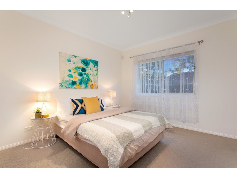 2/24a Fisher Avenue, Pennant Hills NSW 2120