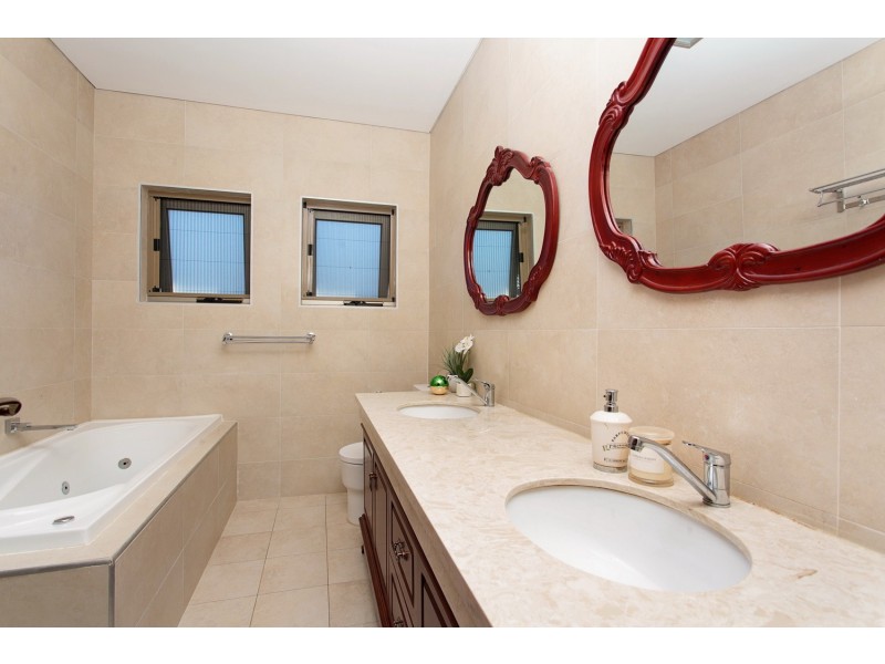 15 Robert Road, Cherrybrook NSW 2126
