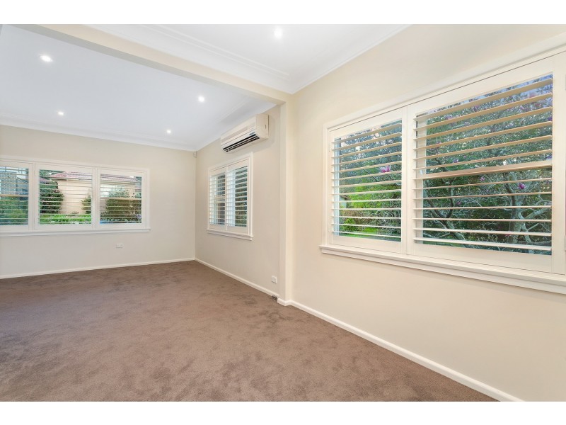 18 Fairburn Avenue, West Pennant Hills NSW 2125