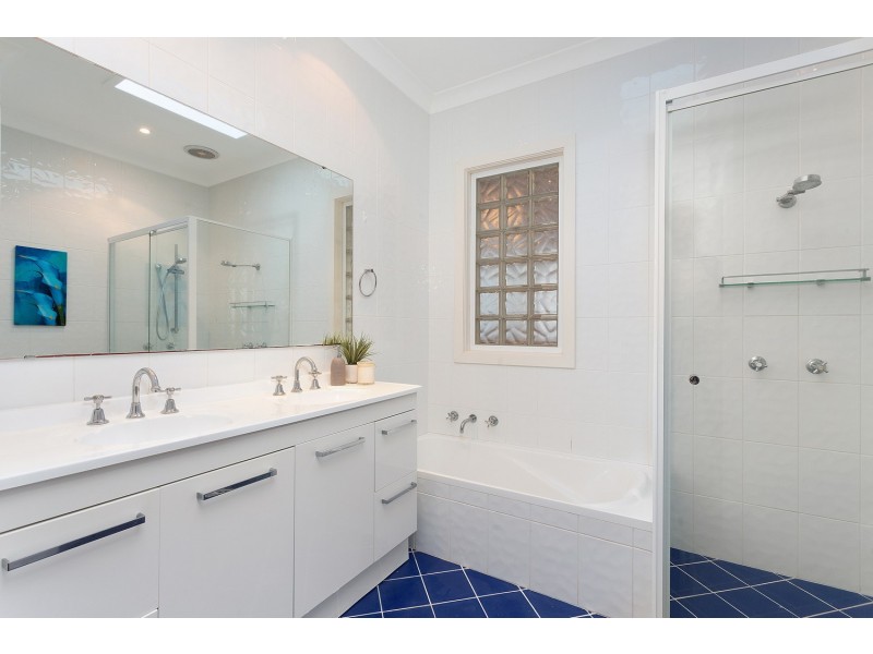 18 Fairburn Avenue, West Pennant Hills NSW 2125