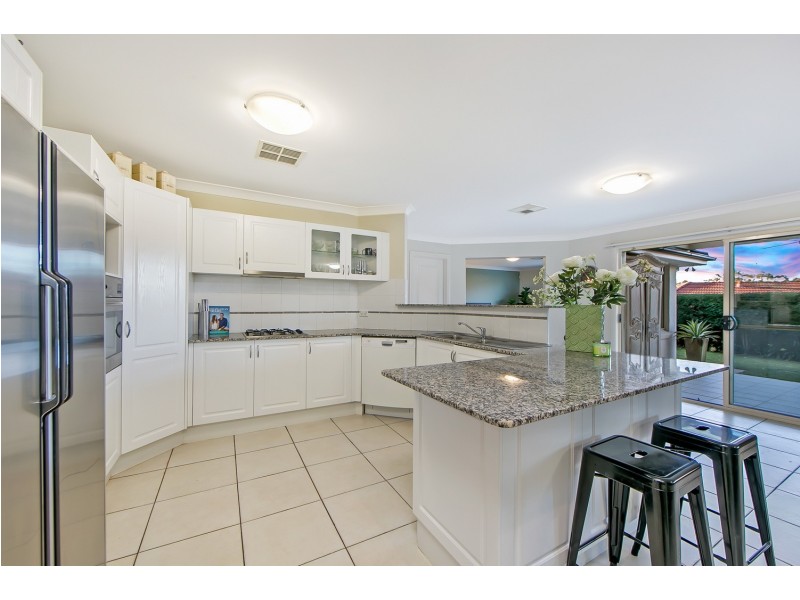 16 Iwan Place, Beaumont Hills NSW 2155