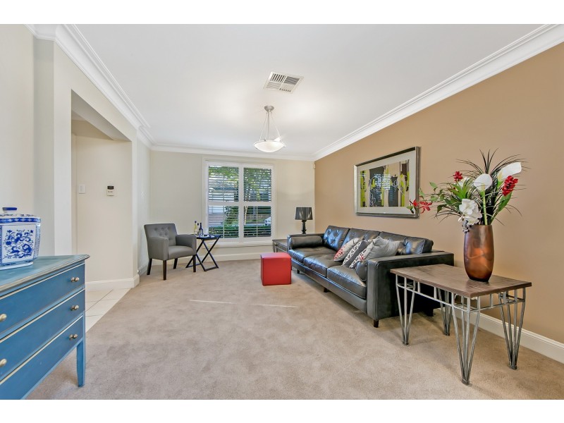 16 Iwan Place, Beaumont Hills NSW 2155