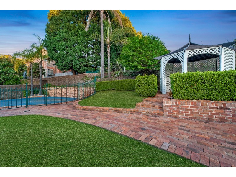 118 Oratava Avenue, West Pennant Hills NSW 2125