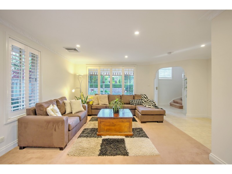 10 Jenner Road, Dural NSW 2158