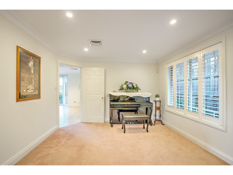 10 Jenner Road, Dural NSW 2158