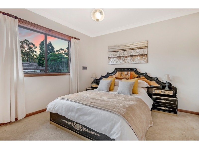 15 Daphne Place, Cherrybrook NSW 2126