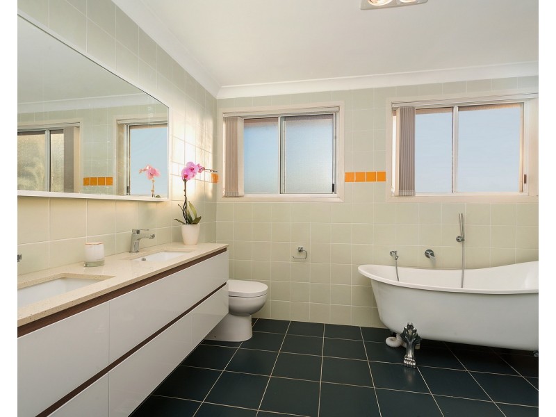 44 Coolock Crescent, Baulkham Hills NSW 2153