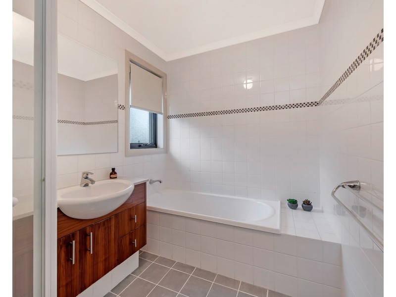 2 Peartree Circuit, West Pennant Hills NSW 2125