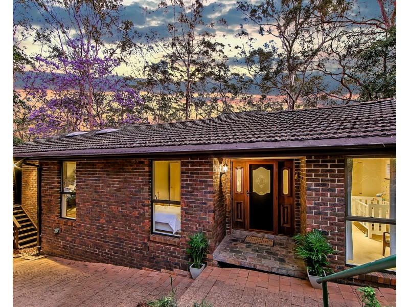 30 Francis Greenway Drive, Cherrybrook NSW 2126