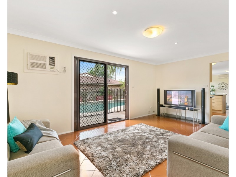 8 Burrawang Street, Cherrybrook NSW 2126