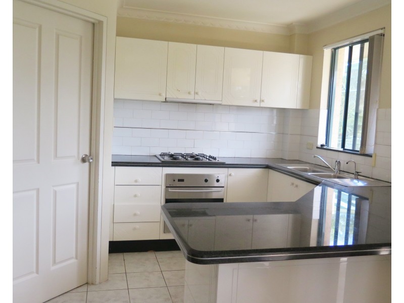 8/9-15 Lloyds Ave, Carlingford NSW 2118