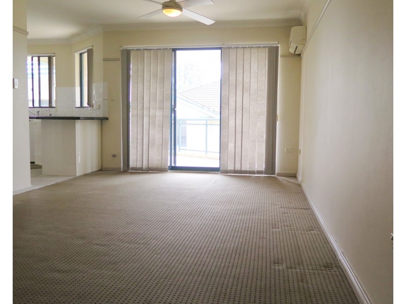 8/9-15 Lloyds Ave, Carlingford NSW 2118