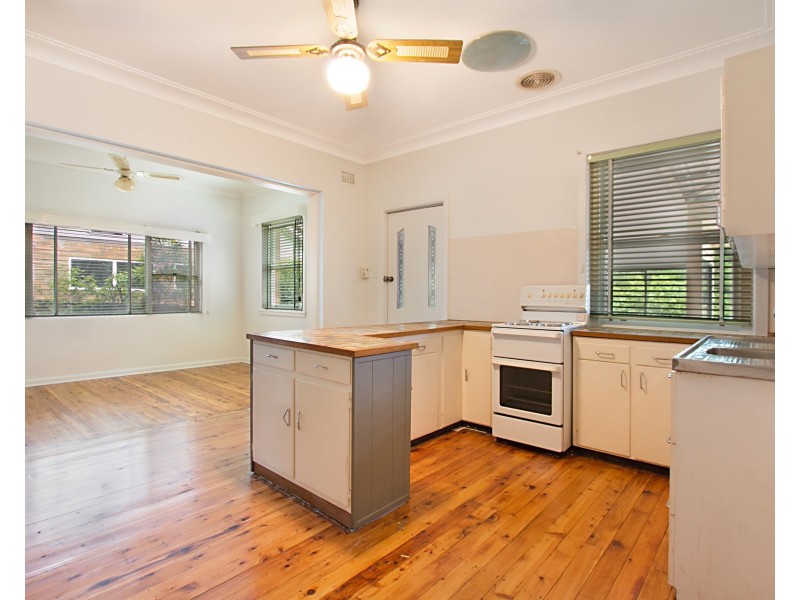 92 Cardinal Ave, West Pennant Hills NSW 2125