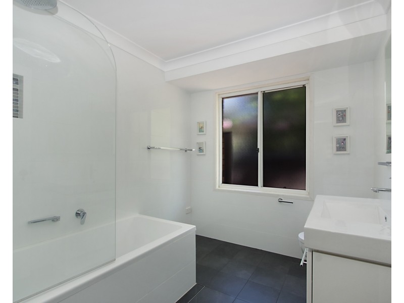 27 Appletree Drive, Cherrybrook NSW 2126