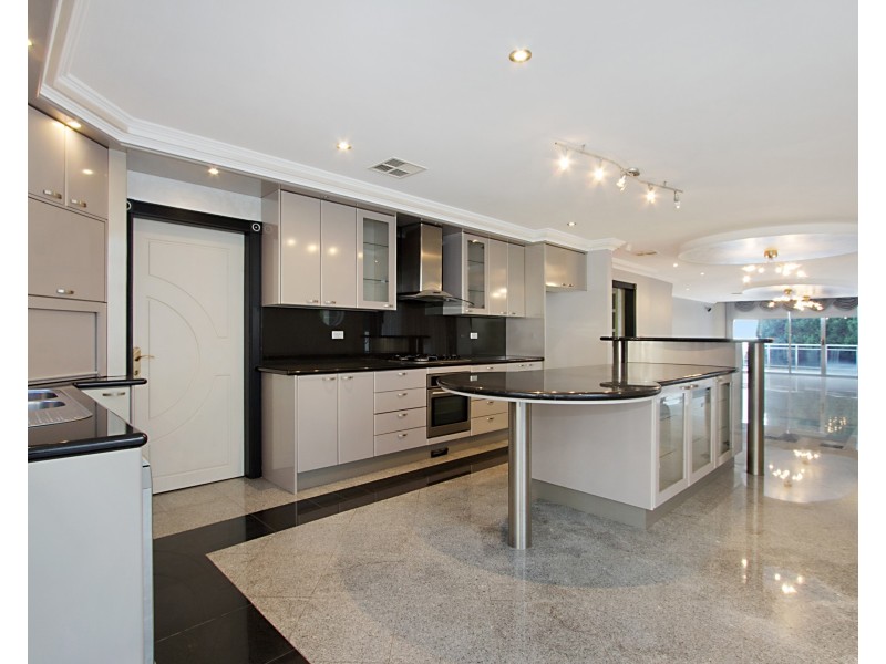 10 Glenhope Road, West Pennant Hills NSW 2125