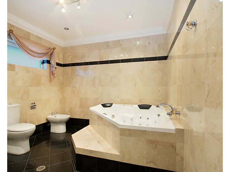 10 Glenhope Road, West Pennant Hills NSW 2125