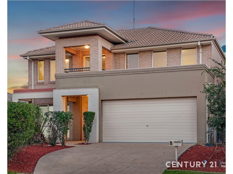 90 Phoenix Avenue, Beaumont Hills NSW 2155