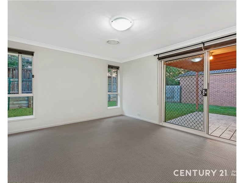 90 Phoenix Avenue, Beaumont Hills NSW 2155