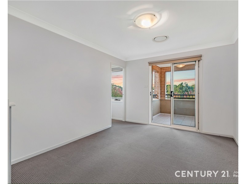 90 Phoenix Avenue, Beaumont Hills NSW 2155