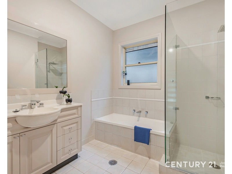 8B Neptune Place, West Pennant Hills NSW 2125