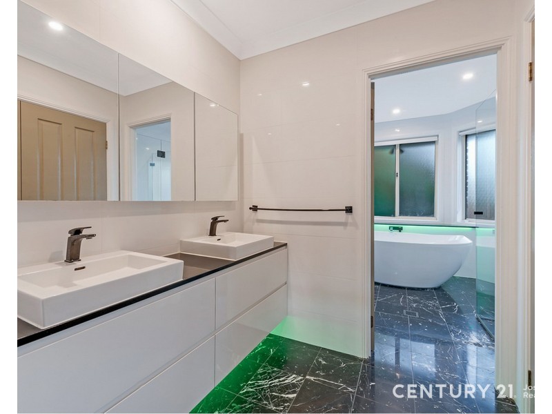 2 Paradise Close, Cherrybrook NSW 2126