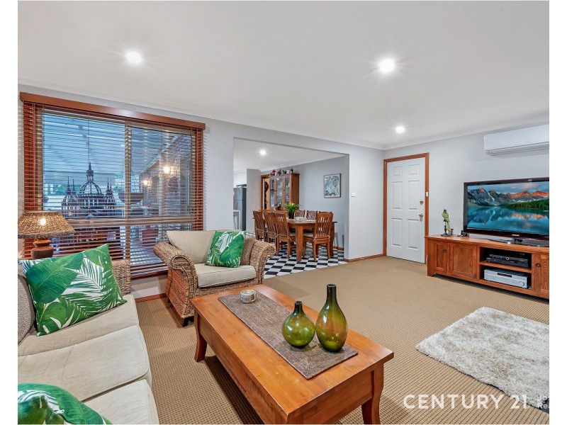 1 Dinmore Place, Castle Hill NSW 2154