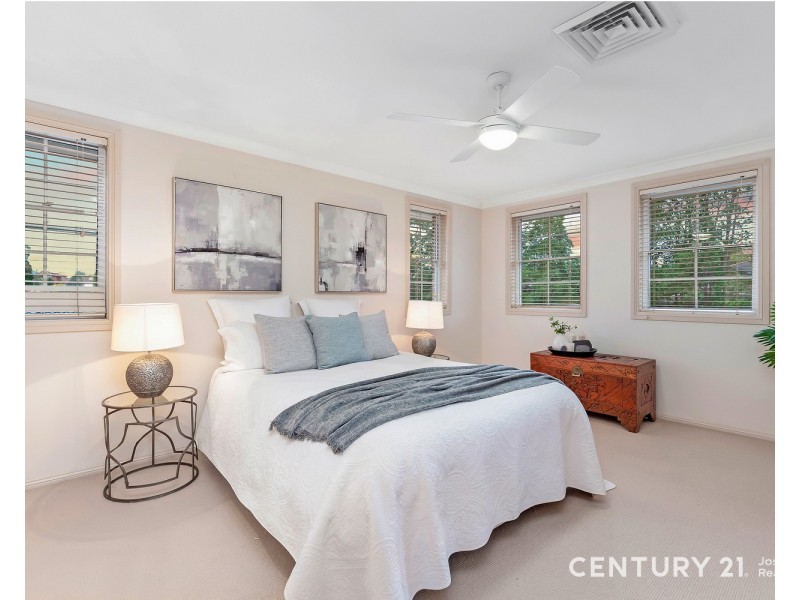 32 Thomas Wilkinson Avenue, Dural NSW 2158