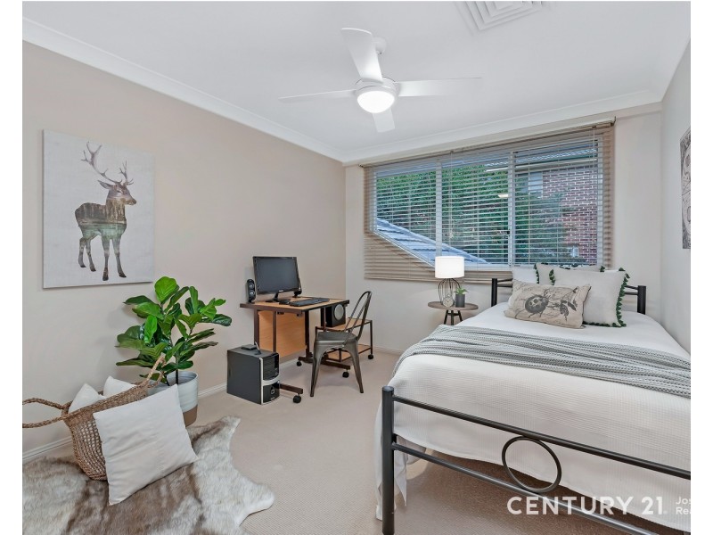 32 Thomas Wilkinson Avenue, Dural NSW 2158