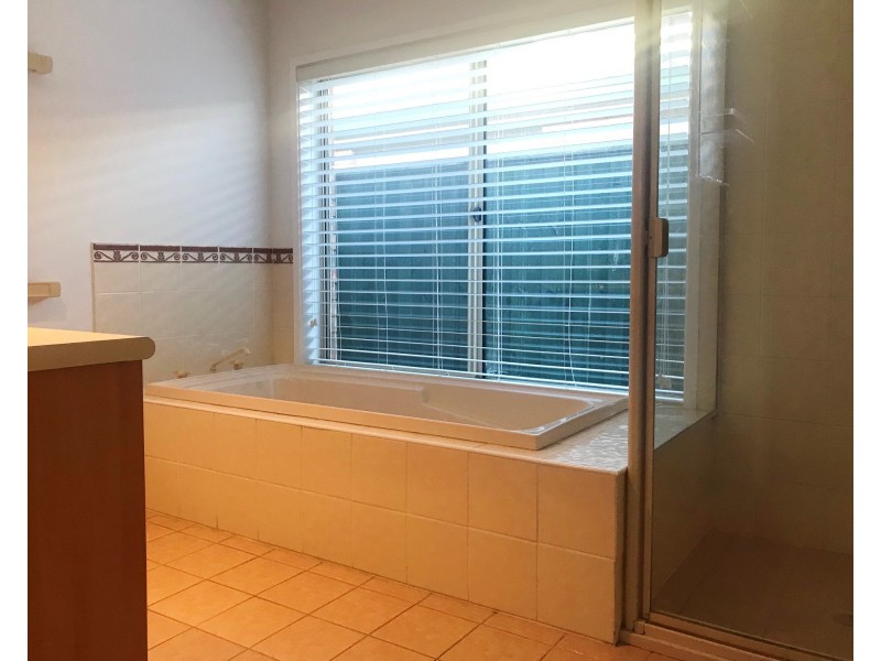 8 Dakota Court, Stanhope Gardens NSW 2768