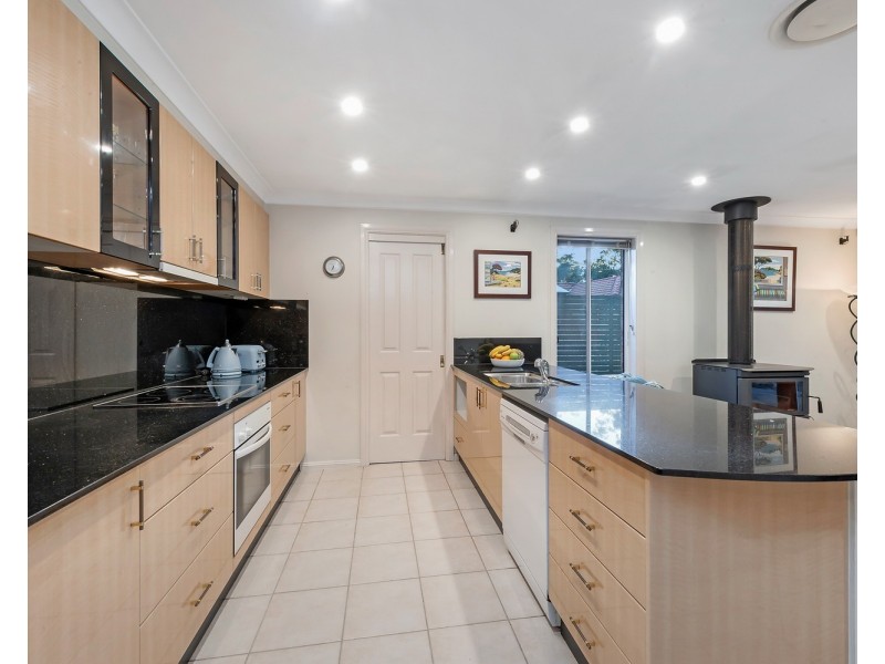 8 Lockyer Close, Dural NSW 2158