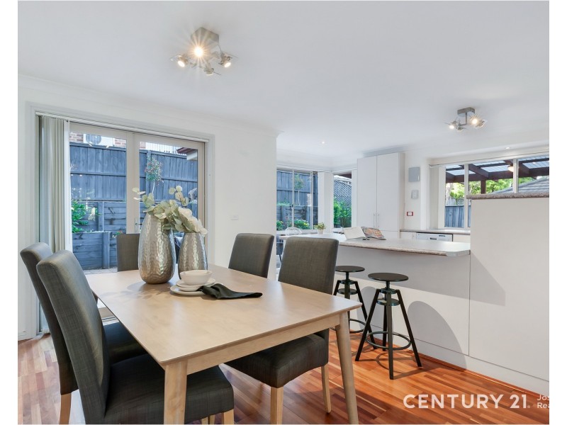 65 Oakhill Drive, Castle Hill NSW 2154