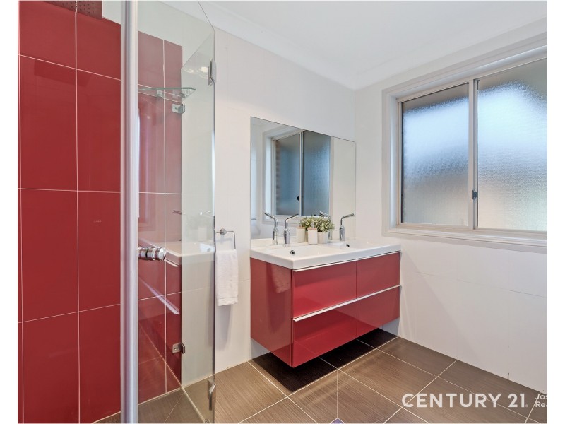 65 Oakhill Drive, Castle Hill NSW 2154