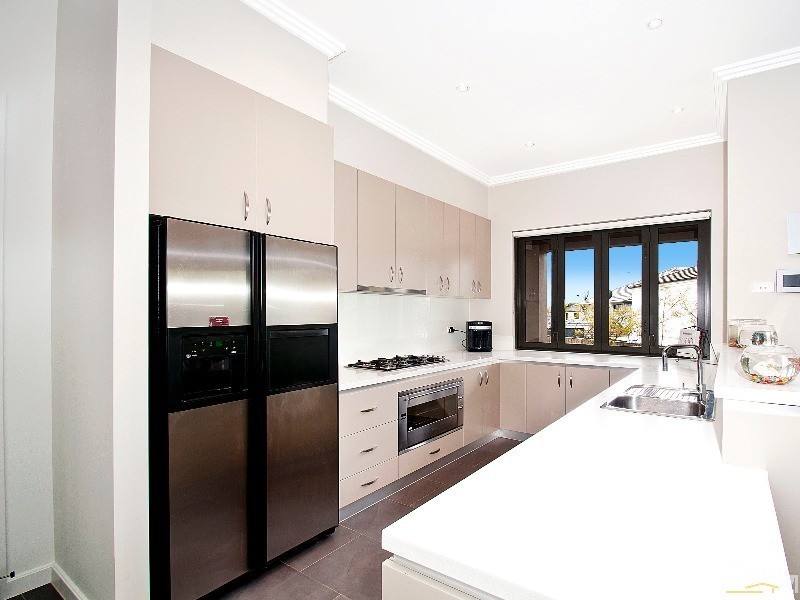 3 Macarthur Ridge Way, Bella Vista NSW 2153