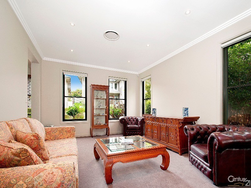 3 Macarthur Ridge Way, Bella Vista NSW 2153
