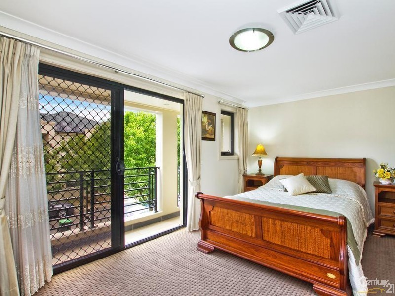 2 Kentridge Place, Bella Vista NSW 2153