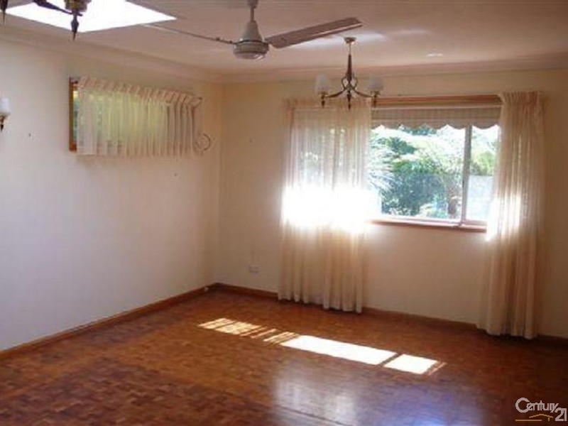 6 Rhonda Avenue, Frenchs Forest NSW 2086